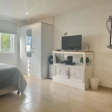 Bayview 213 Apartman *