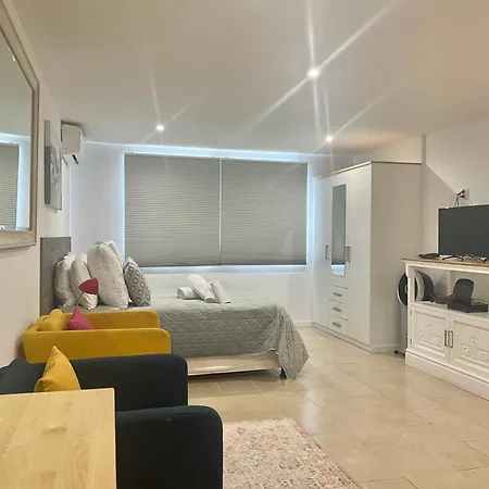Bayview 213 *